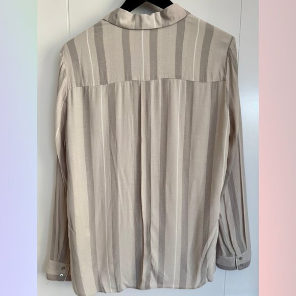 Charli Gray Striped Long Sleeve Blouse – US 10 - Picture 5 of 5